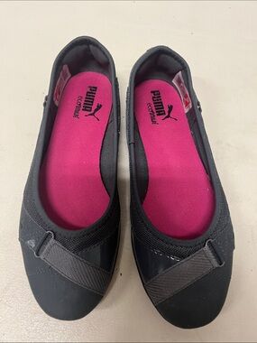 Puma Women’s Gray Ballet Flats with Pink Insole